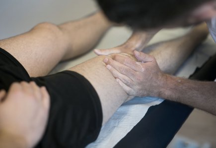 knee massage